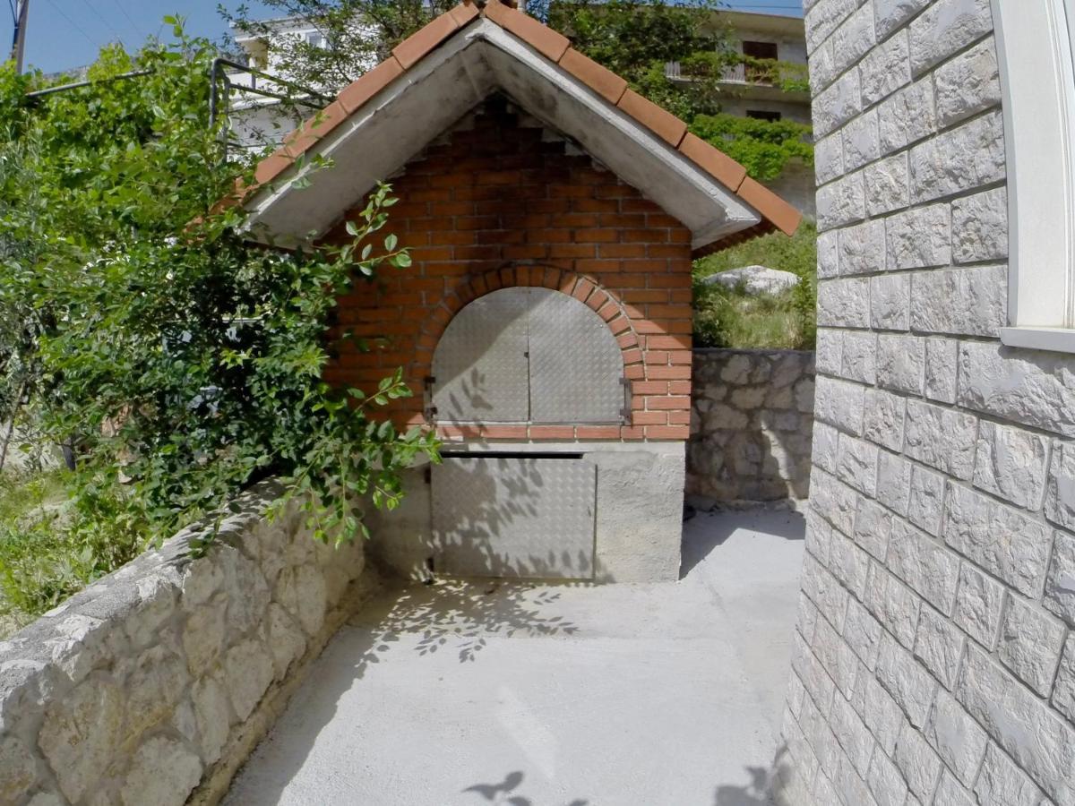 Holiday Apartment Lavanda Sumpetar Jesenice  Bagian luar foto
